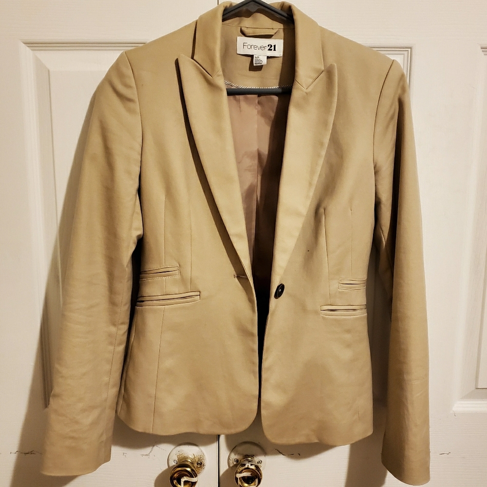 FOREVER 21 Tan Blazer